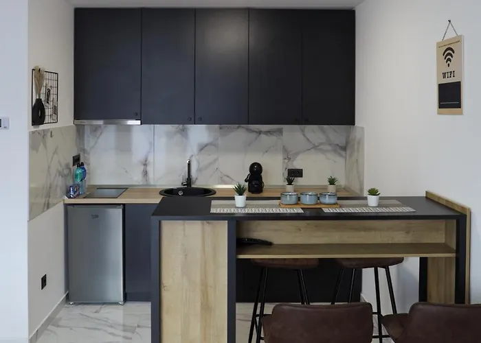 Tesla Sky דירה *